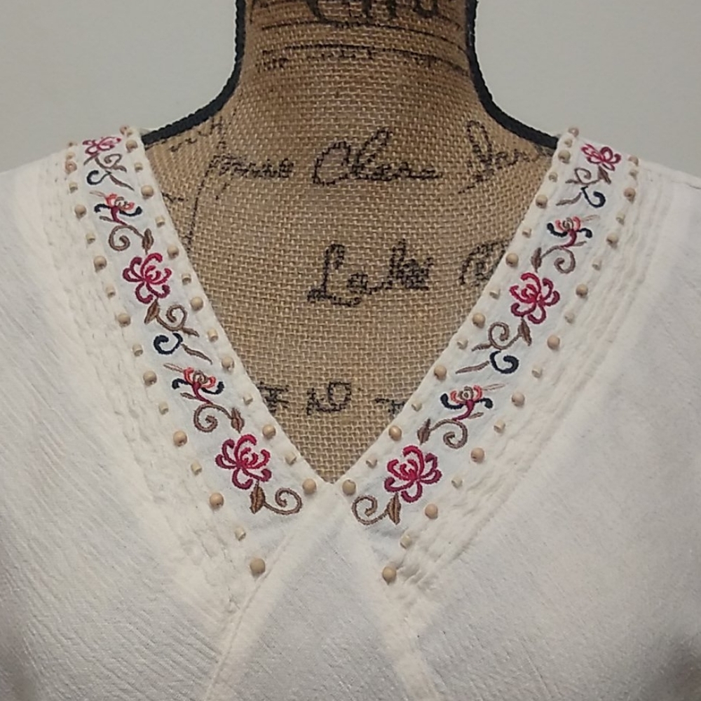 Ladies Casual Blouse - Picture 2 of 6